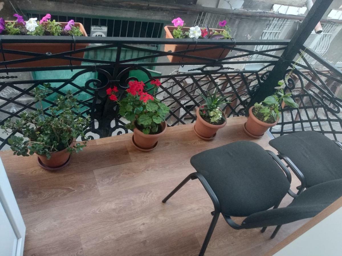 Apartament Emi&Mari Tbilisi Zewnętrze zdjęcie